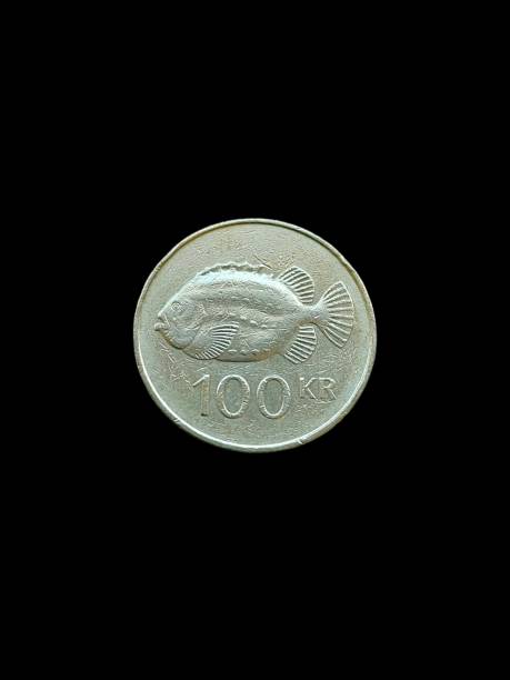 istock 100 icelandic krona coin isolated 1341969652