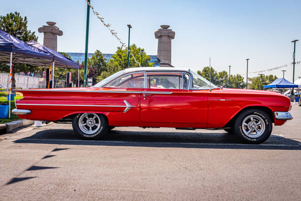 1960 шевроле белэйр хардтоп купе - chevrolet bel air personal land vehicle american culture car стоковые фото и изображения