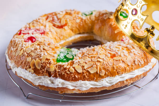 istock Traditional Spanish Epiphany cake, Roscon de Reyes with festive decorations 1341995846
