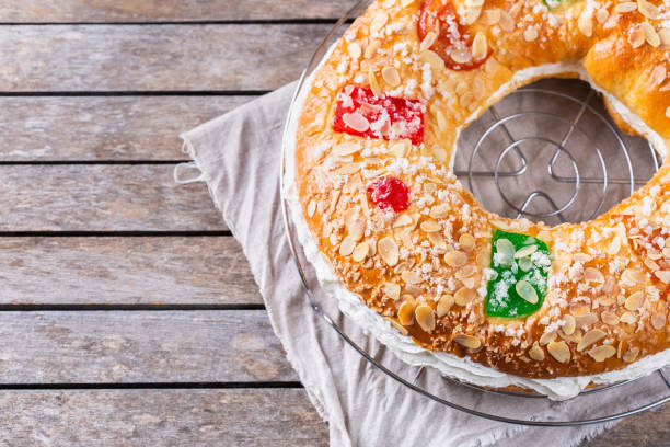 istock Traditional Spanish Epiphany cake, Roscon de Reyes with festive decorations 1341995877