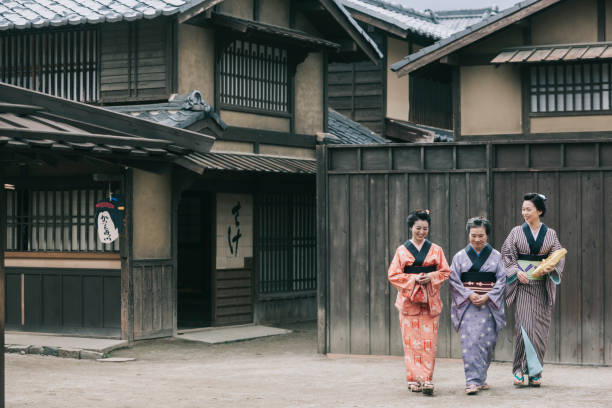 istock Japanese mother with daughters 1342009294
