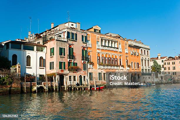 Foto de Veneza Itália e mais fotos de stock de Canal - Canal, Casa, Cidade
