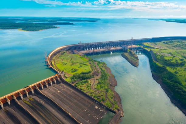 Itaipu Hydroelectric Dam Aerial view of the Itaipu Hydroelectric Dam on the Parana River. dam stock pictures, royalty-free photos & images