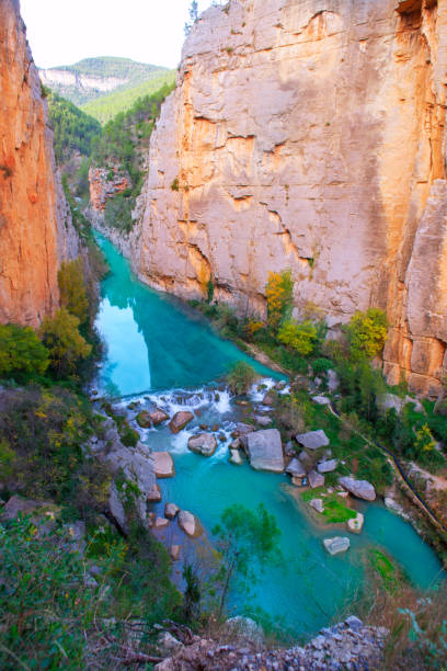 istock Mijares river and mountains in Montanejos Castellon 1342058547