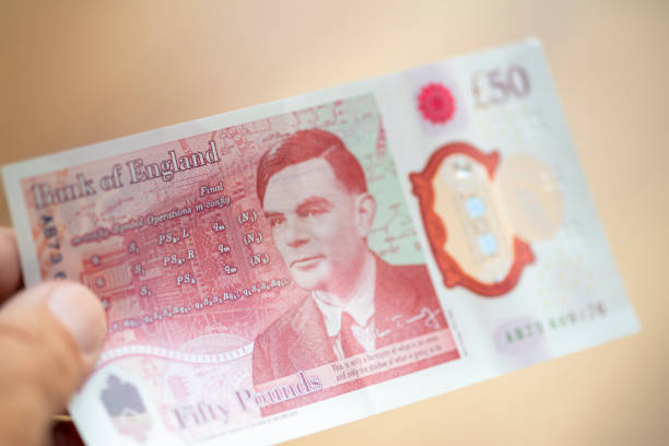 新しい£50ノート - british currency currency human hand paper currency ストックフォトと画像