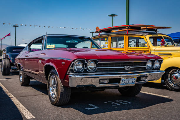 1969 chevrolet chevelle ss cupé de techo duro - hardtop fotografías e imágenes de stock