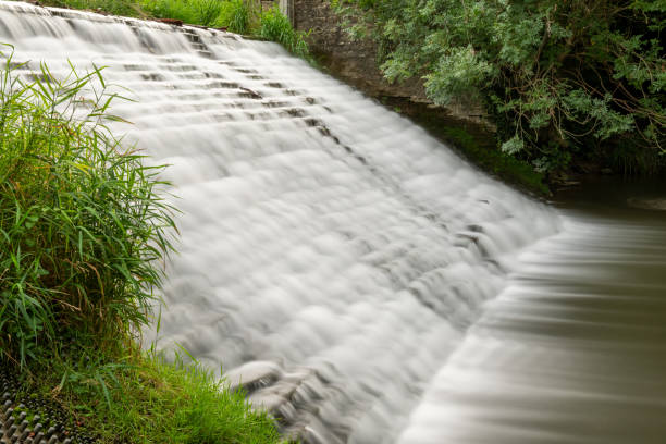 west lydford weir in somerset - somerset west imagens e fotografias de stock