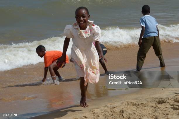 Африканские Детей — стоковые фотографии и другие картинки Малави - Малави, Пляж, Ребёнок
