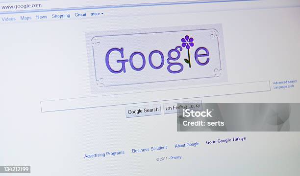 Página Inicial Do Google Em Dia Da Mãe Versão - Fotografias de stock e mais imagens de .com - .com, Branco, Dia