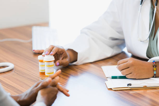 istock Unrecognizable doctor discussed medicine with patient 1342134436