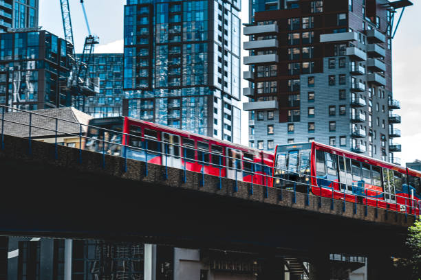 the modern architecture of the subway canary wharf in london's docklands. - docklands light railway imagens e fotografias de stock