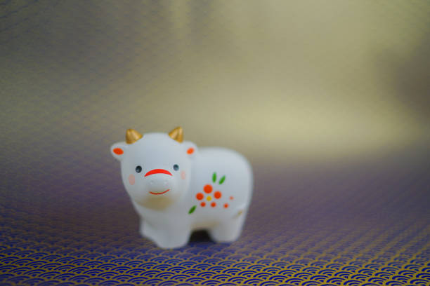 istock Ox Year greeting cards, New Year material (2021 New Year zodiac) 1342153607