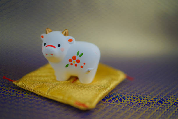 istock Ox Year greeting cards, New Year material (2021 New Year zodiac) 1342153616