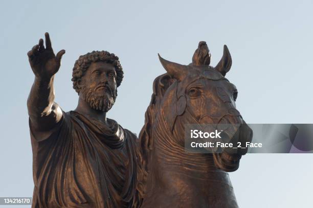 Marco Aurelio - Fotografie stock e altre immagini di Antico - Condizione - Antico - Condizione, Bronzo, Campidoglio