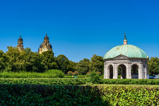 hofgarten park with dianatempel in munich, germany - diana pavilion imagens e fotografias de stock