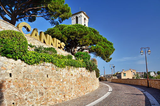 Torre del Reloj en Cannes, Francia photo