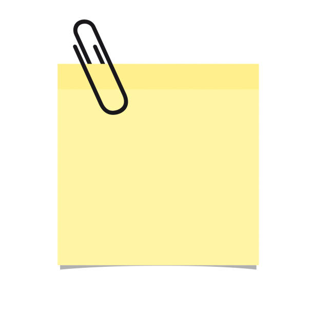 gelbe haftnotiz mit büroklammer auf weißem hintergrund - vektorillustration - klammer stock-grafiken, -clipart, -cartoons und -symbole