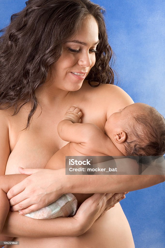 Étnica Latina mãe com seu filho Bebé Menino - Royalty-free 0-1 Mês Foto de stock