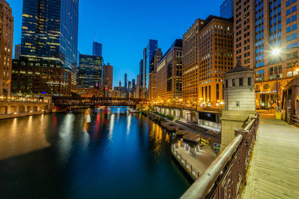 istock The Chicago Riverwalk at Daybreak 1342318881