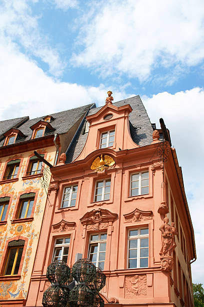 istock Historical house in Mainz 134247558