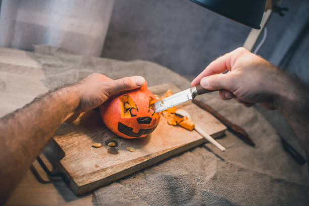 istock How to make a pumpkin head 1342485173
