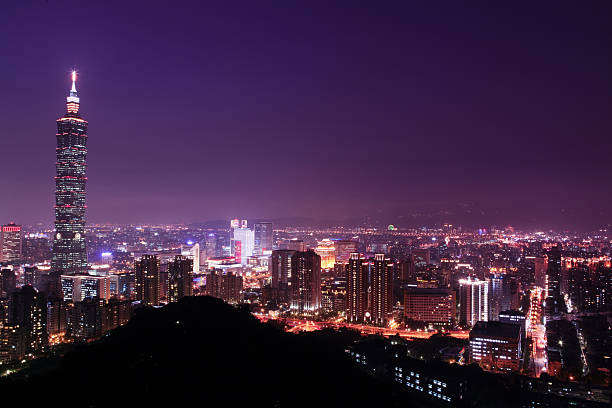 istock Taipei, Taiwan charming night 134250103