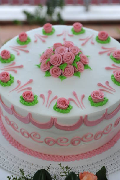 istock Wedding cake ready to be cut by the newlyweds. 1342552626