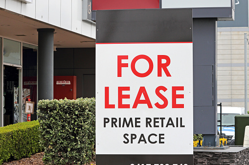 Commercial for lease sign