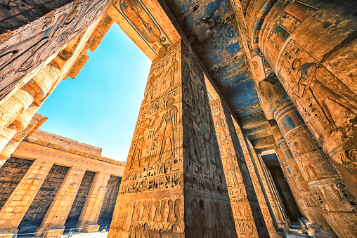 Templo Habu en Luxor photo