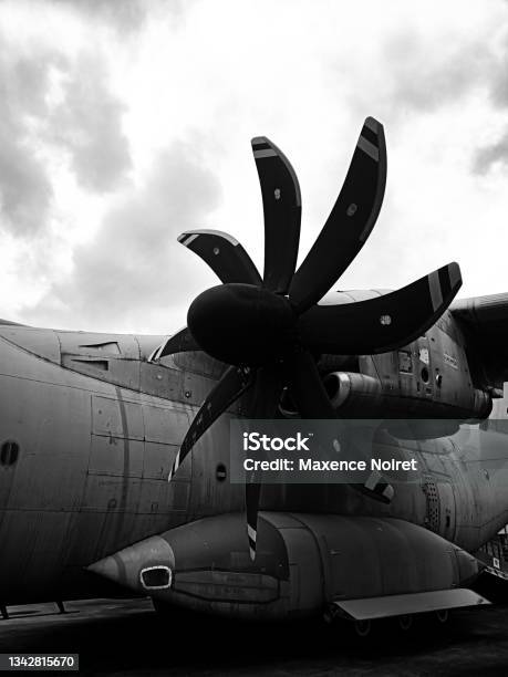 Military Aircraft Propeller At Toulouse France Musée Airbus Aeroscopia Stock Photo - Download Image Now
