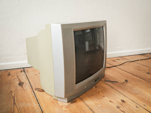 istock Side view of an old Retro TV 1342930392