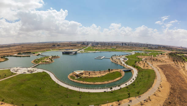 istock Lake in Beer Sheva 1343090644
