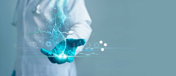 医学の医者はホログラム現代の仮想スクリーンインターフェイスの青いらせんdna構造を有し、デジタルネットワーク、科学、医学の技術および未来的概念のヘルスケアを診断する。 - healthcare ストックフォトと画像