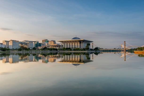 istock Morning At Putrajaya 1343293464