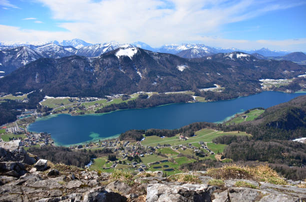 istock View to Fuschlsee 1343341149