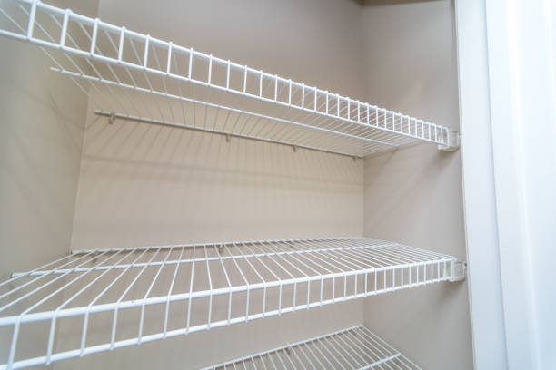 Empty Wire Shelving Storage In An Empty Closet Stock Photo - Download Image  Now - Wire, Shelf, Walk-in Closet - iStock