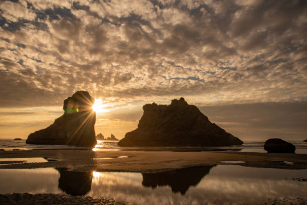 istock Sea Stacks at Bandon Oregon Beach 1343376212