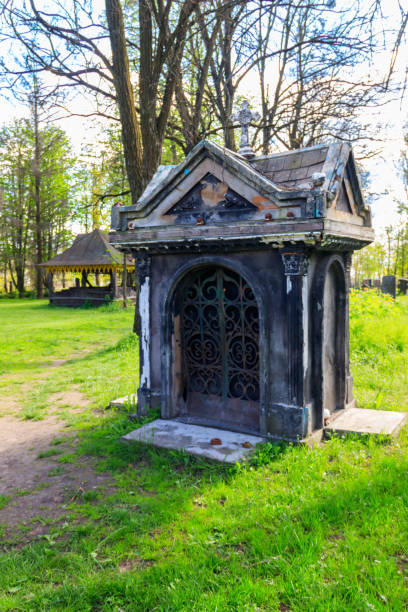 istock Old stone crypt on the ancient cemetery 1343422511