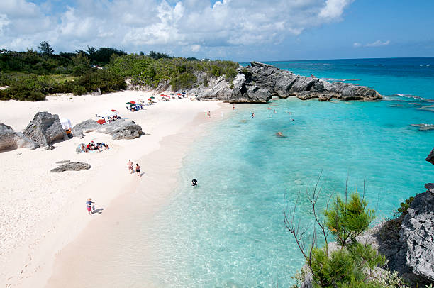 Beach in Horshoe bay Bermuda Bermuda is located in the North Atlantic Ocean bermuda stock pictures, royalty-free photos & images