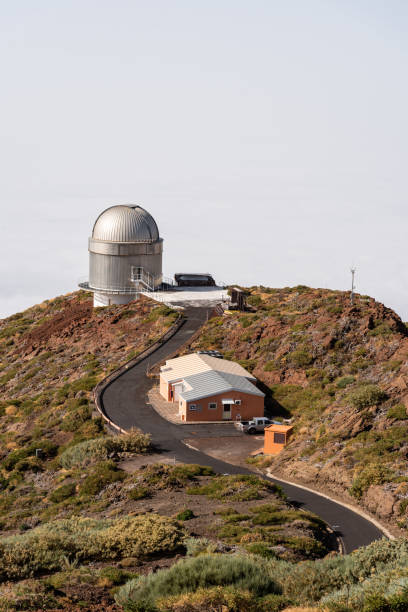 osservatorio astronomico roque de los muchachos, la palma - astrophysic foto e immagini stock