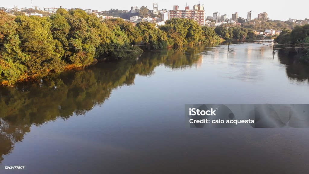 Mighty Paraiba do Sul river in Volta Redonda, Rio de Janeiro, Brazil. important water source for the states of Sao Paulo and RJ Mighty Paraiba do Sul river in Volta Redonda, Rio de Janeiro, Brazil. important water source for the states of Sao Paulo and RJ. Agriculture Stock Photo