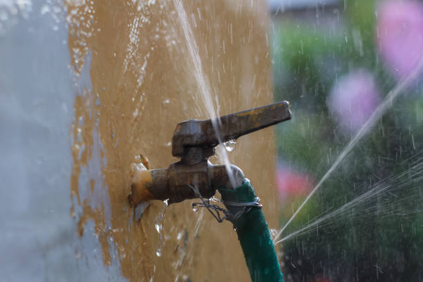 istock The water faucet leaks badly 1343511462