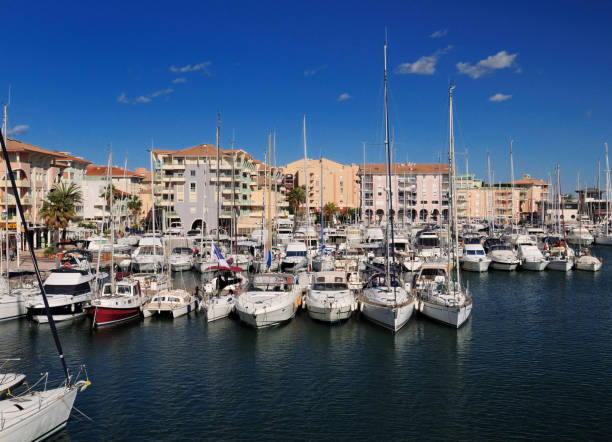 Luxurious Boats In The Yachting Harbour Of Frejus In France Luxurious Boats In The Yachting Harbour Of Frejus In France On A Beautiful Spring Day With A Clear Blue Sky arènes de fréjus photos stock pictures, royalty-free photos & images