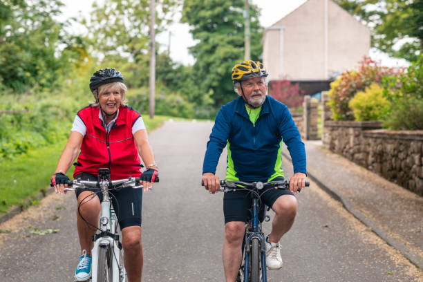 istock Active Senior Couple Cycling 1343576966