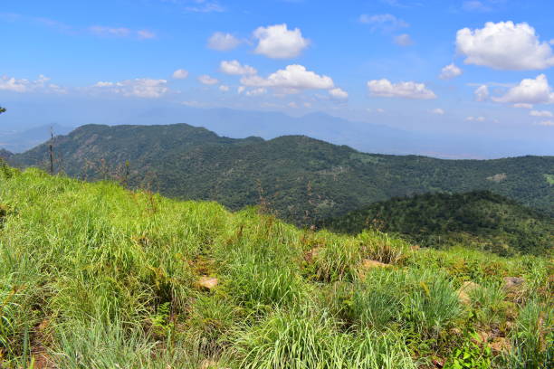 istock Sirumalai Peak, Vellimalai Sivan Temple 1343594318