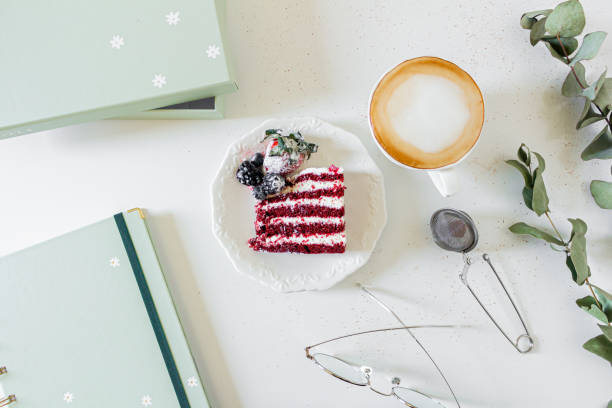 Minimalist coffee break composition