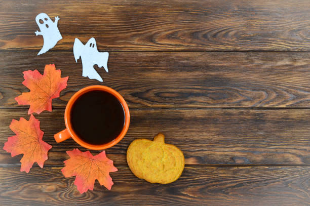 istock halloween food cookie background orange 1343661785