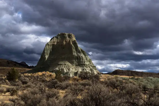 Exploring beautiful central Oregon's John Day Fossil Beds National Monument.