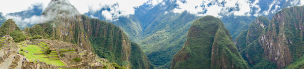 istock Cusco, Peru: the Ancient inca town of Machu Picchu 1343848136