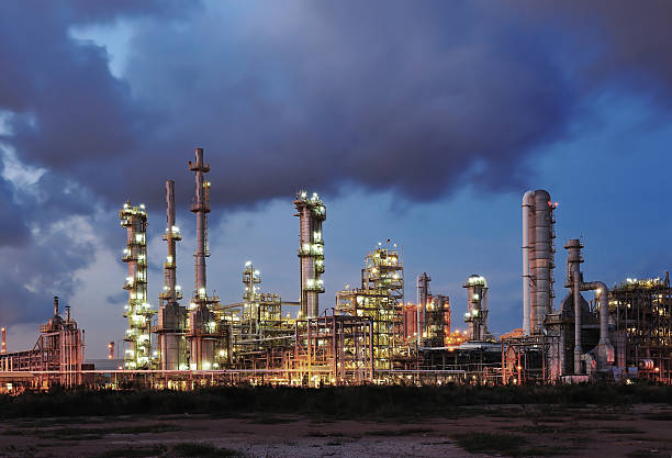 istock Petrochemical plant 134385927